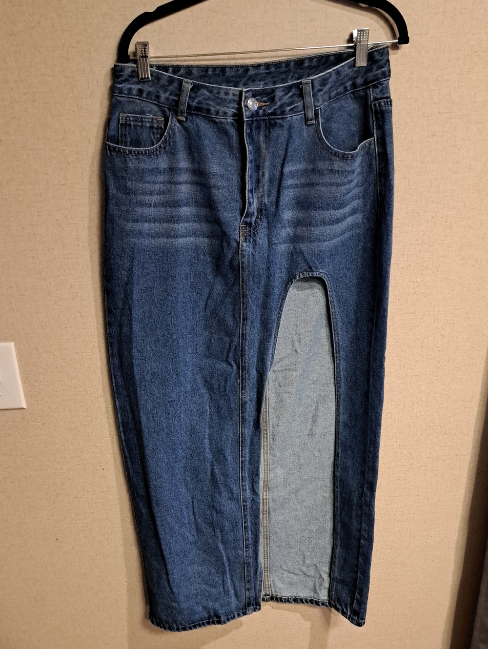 SHEIN Dark Blue Straight-Leg Jeans with Front Slit Panel